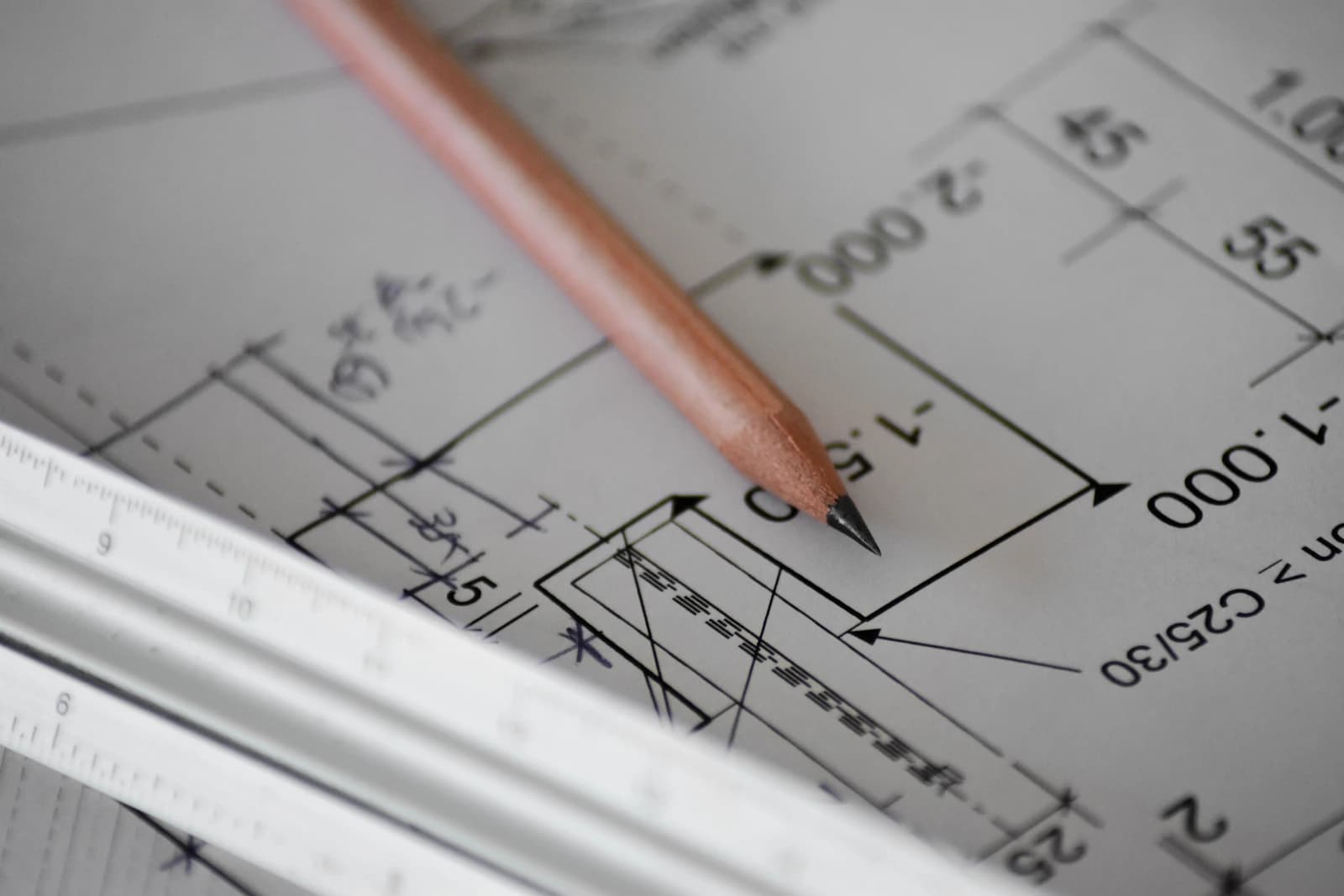 How to Choose the Right Architect in Delhi (Without Wasting a Year) — reference image